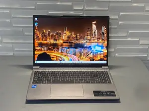 Laptop Acer 4GB Intel SSD 500GB