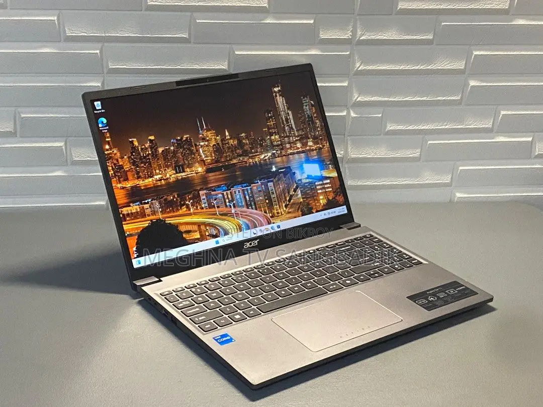 Laptop Acer 4GB Intel SSD 500GB