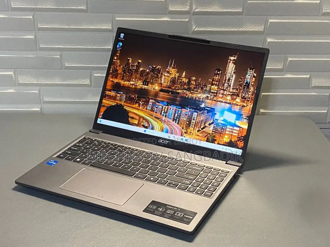 Laptop Acer 4GB Intel SSD 500GB