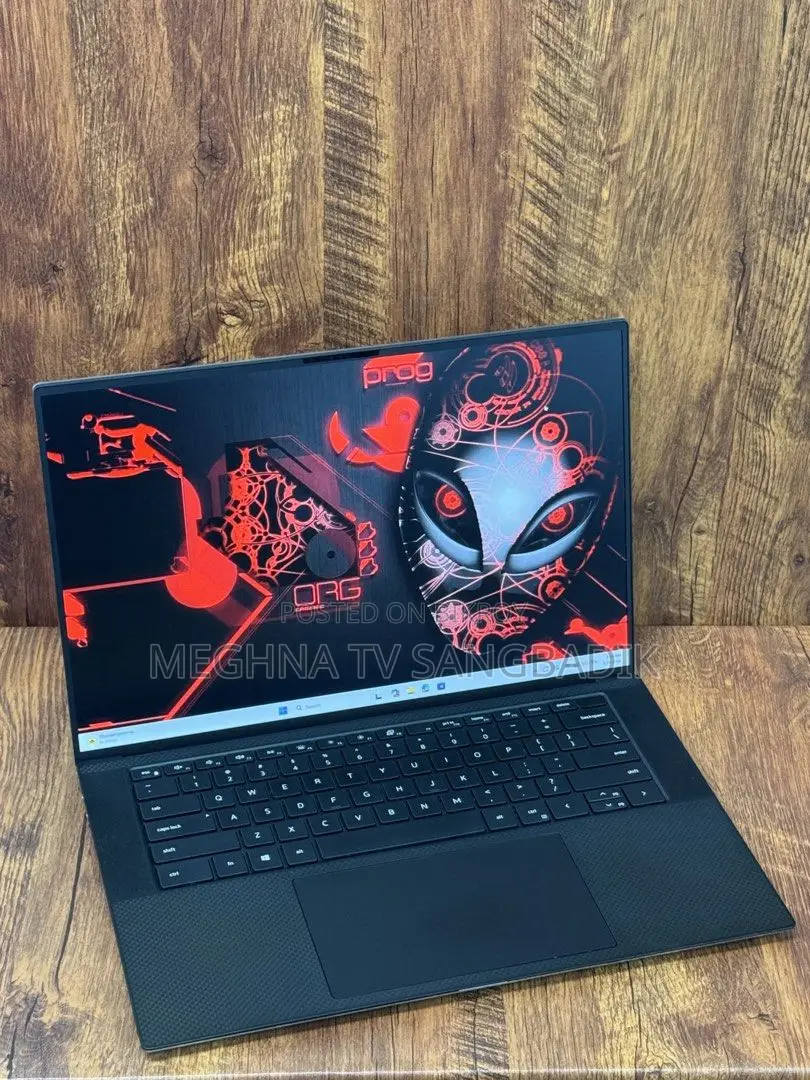 Laptop Dell 4GB Intel SSD 500GB