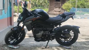 CFMoto 250NK 2025