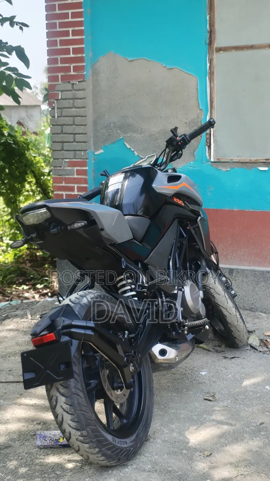 CFMoto 250NK 2025