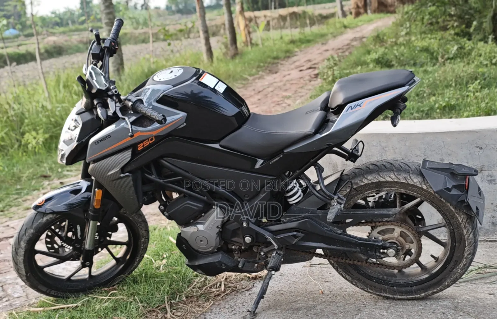 CFMoto 250NK 2025