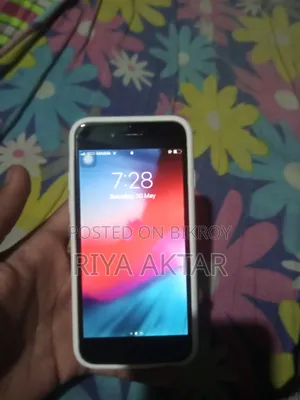 Apple iPhone 6 64 GB Silver
