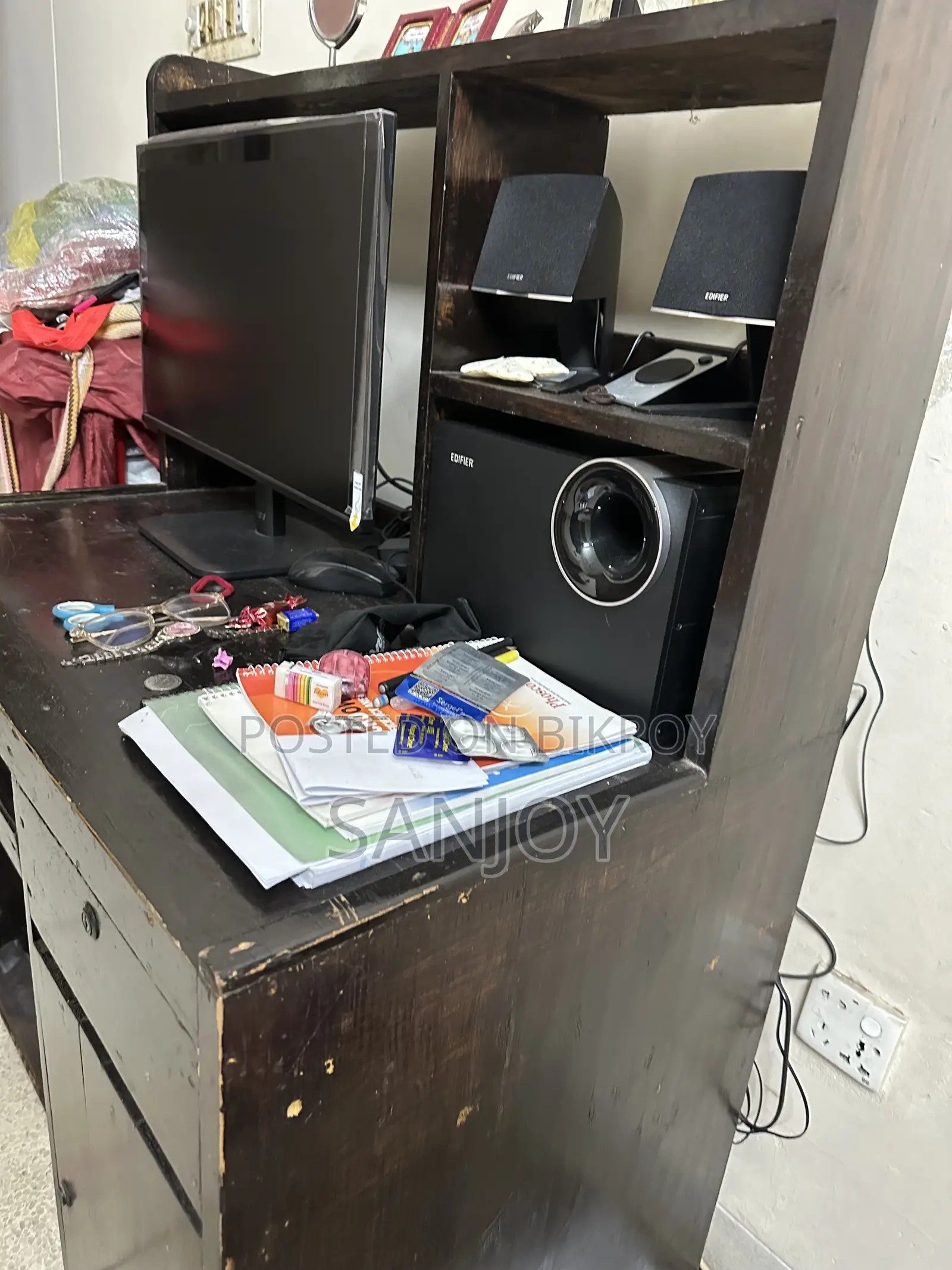 মাল্টিফাংশন কম্পিউটার টেবিল বিক্রির জন্য