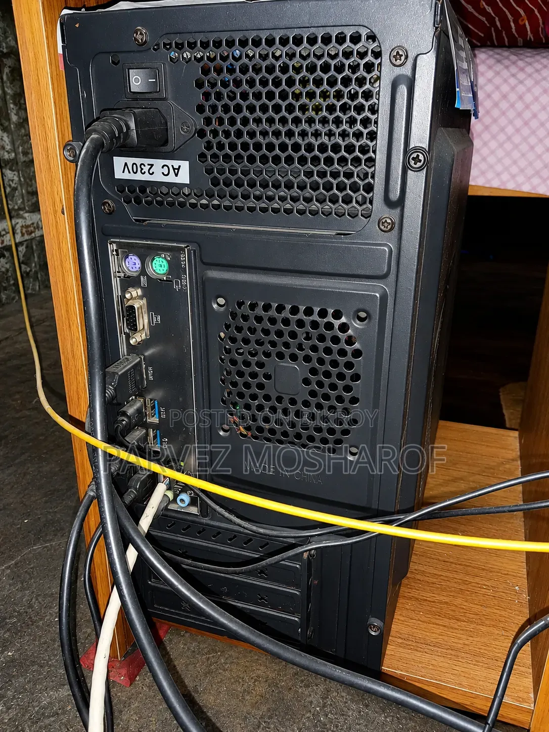 Desktop Computer Gigabyte GB-BNE3HG4-950 8GB AMD Ryzen 5 HDD+SSD 640GB