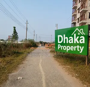 60ft Road 3 Katha South at Sector-15/G.