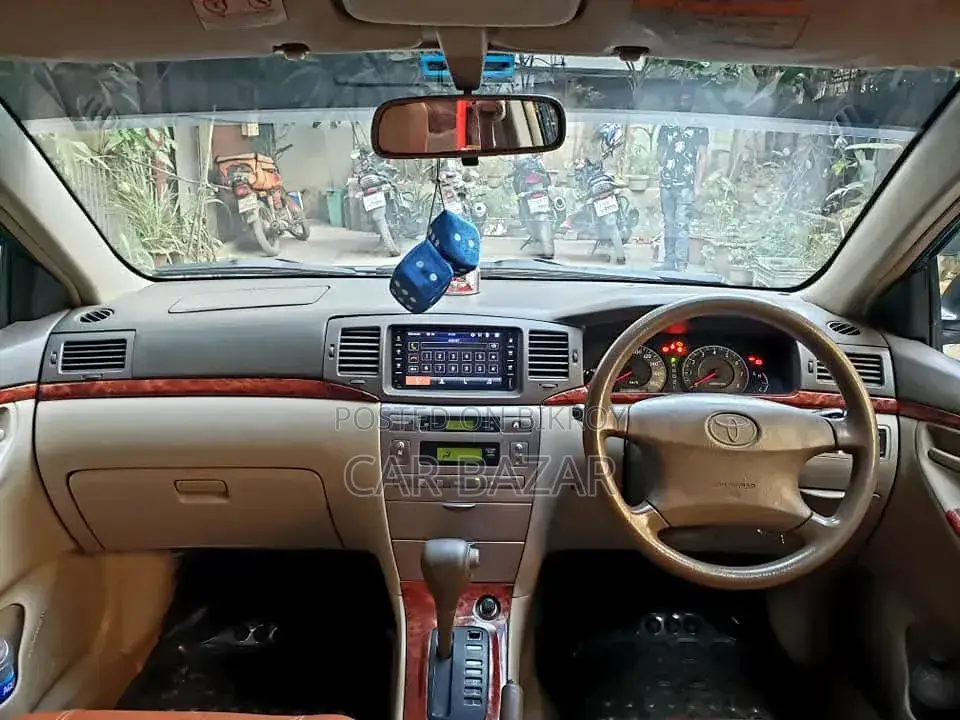টয়োটা করোলা ২০০৬ নীল