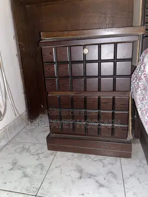 Double Bed With One Side Table