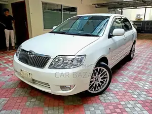 Toyota Corolla Sedan Automatic 2005 White
