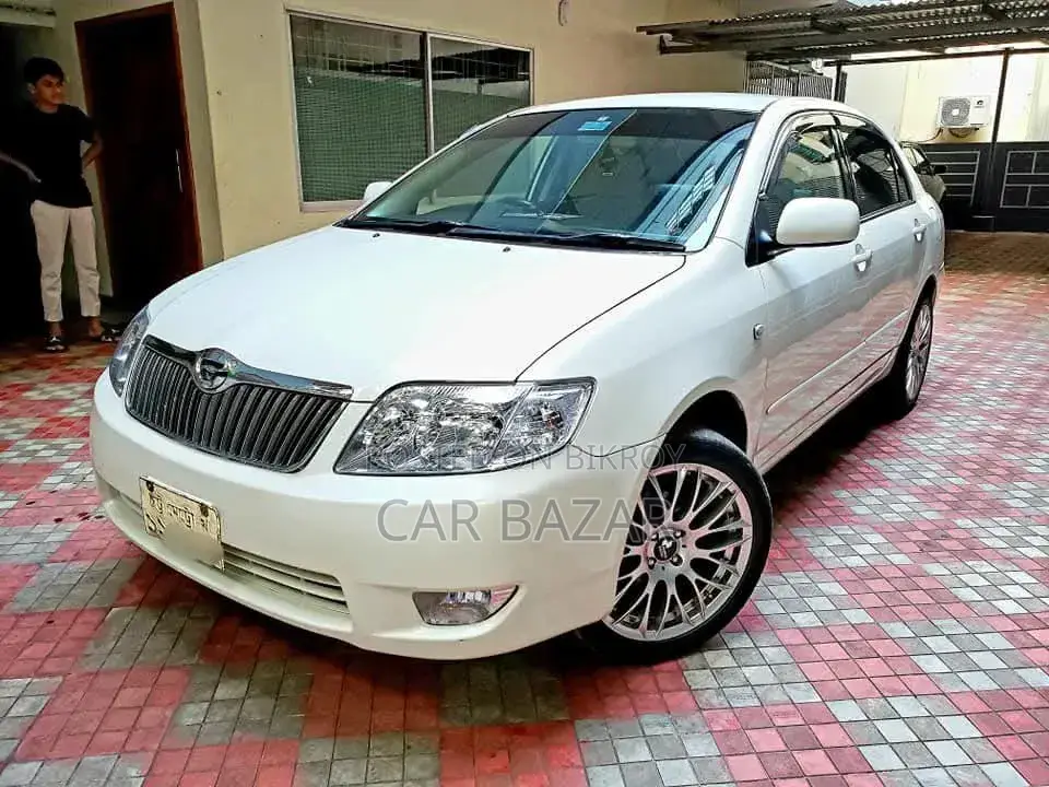 Toyota Corolla Sedan Automatic 2005 White