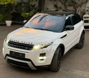 Land Rover Range Rover Evoque Dynamic 4x4 (2.0L 4cyl 9A) 2014 Off White