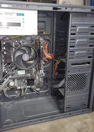 Desktop Computer 8GB AMD Ryzen 3 SSD 128GB