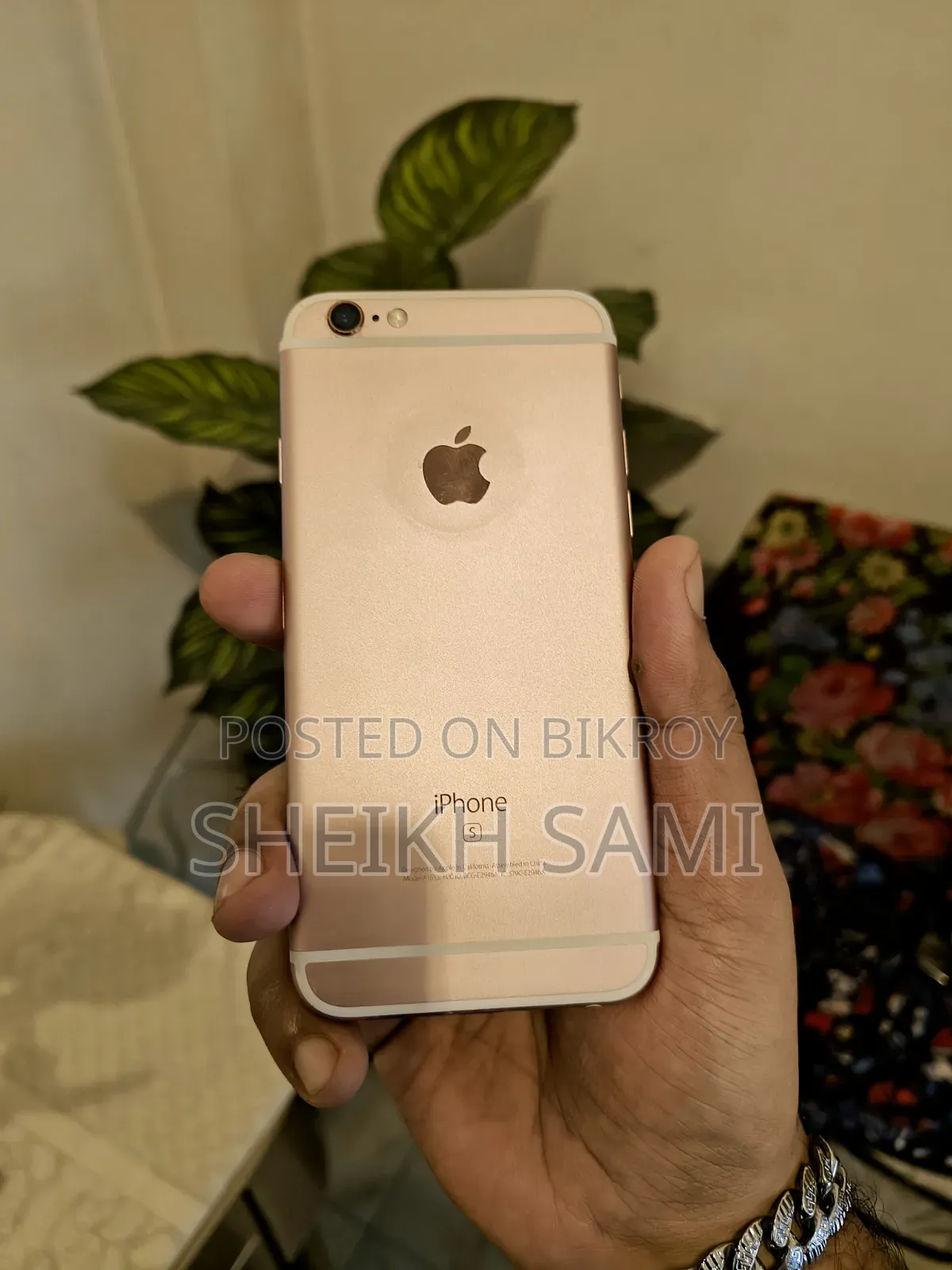 Apple iPhone 6s 32 GB Rose Gold