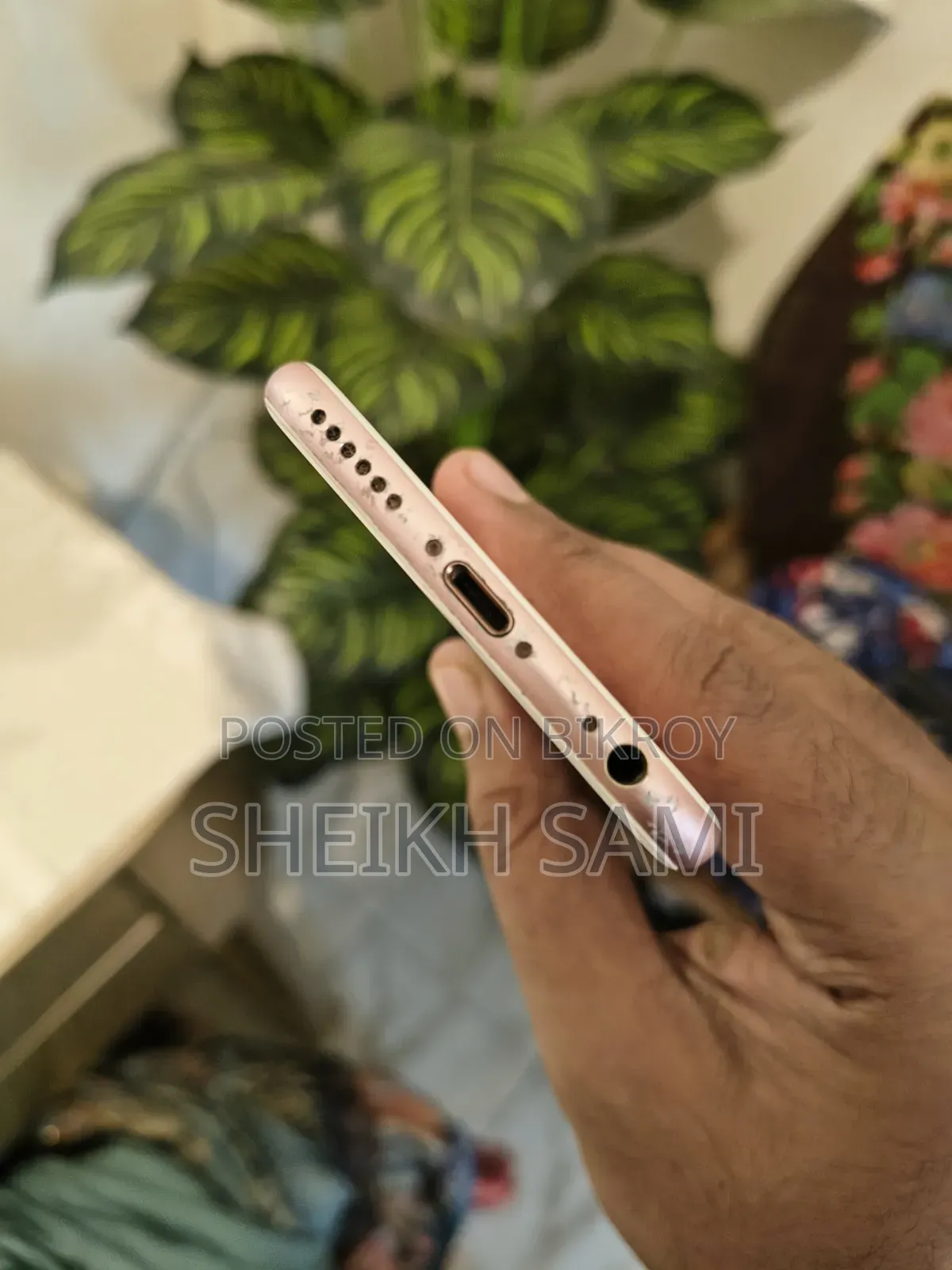Apple iPhone 6s 32 GB Rose Gold