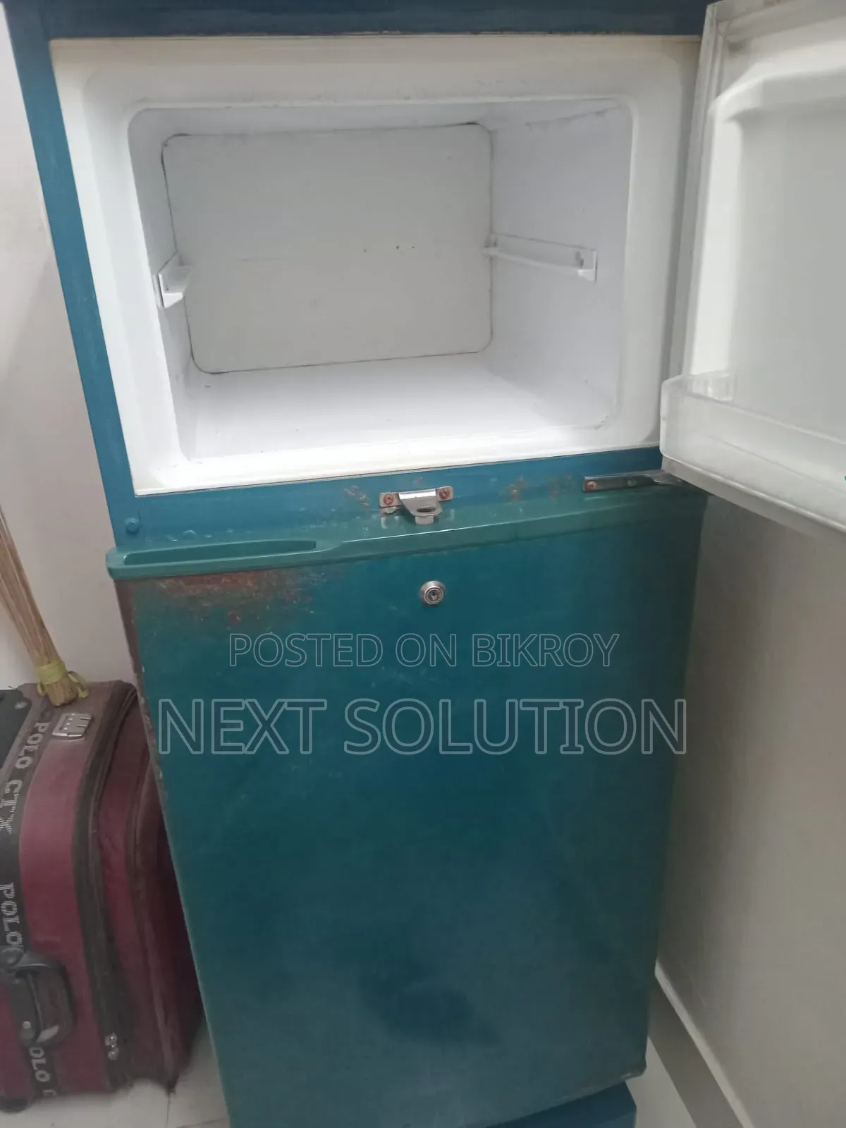 বিক্রয় হবে – Samsung ডাবল ডোর ফ্রিজ
