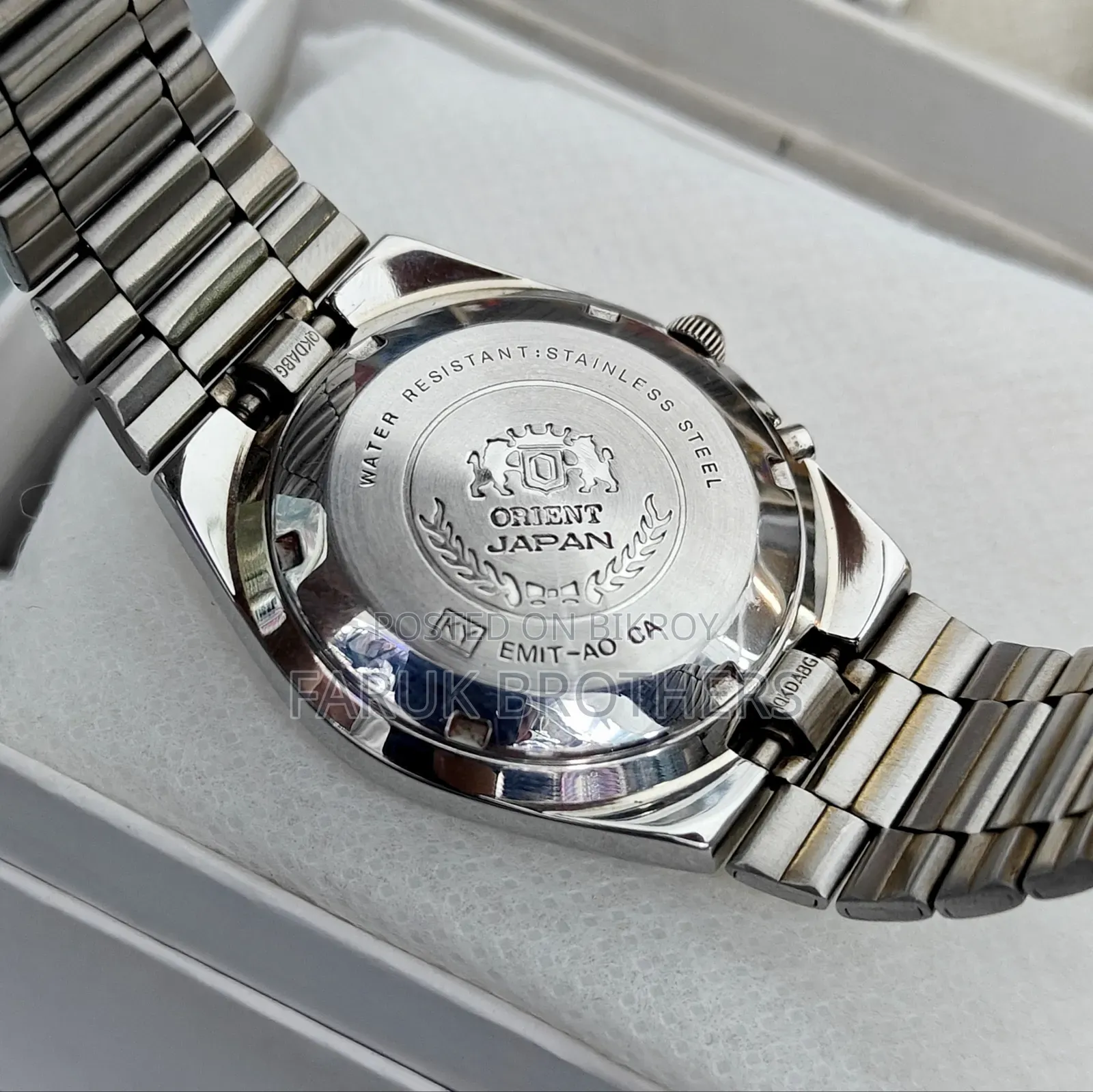 Vintage Orient Crystal 3-Star 21 Jewels Automatic Men's Watch (Japan)