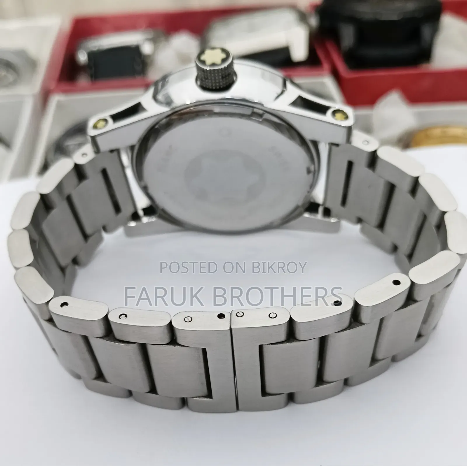 Montblanc Classic Quartz Watch – Stainless Steel, White Dial,