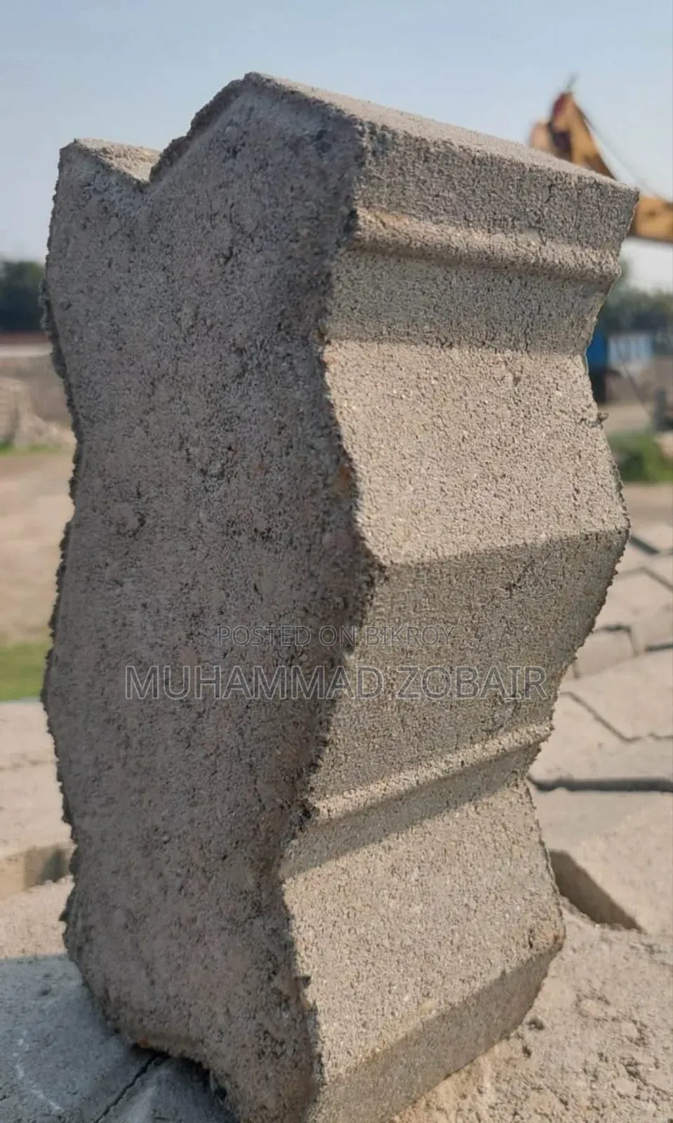 হলো ব্লক সলিড ব্লক