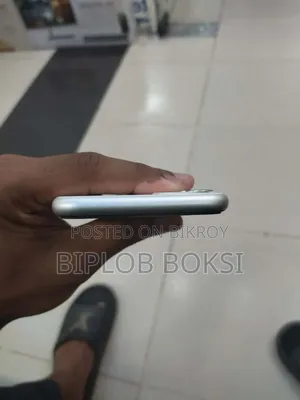 Apple iPhone 11 128 GB White