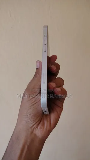 Apple iPhone 13 128 GB White