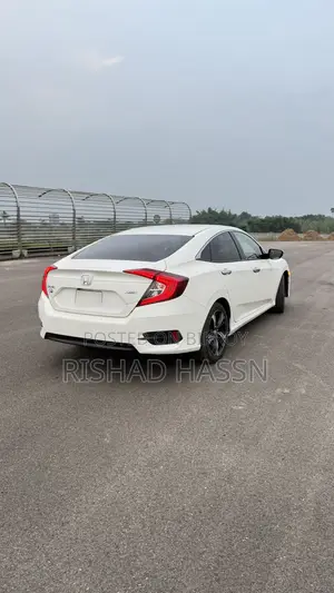 Honda Civic 2016 Pearl