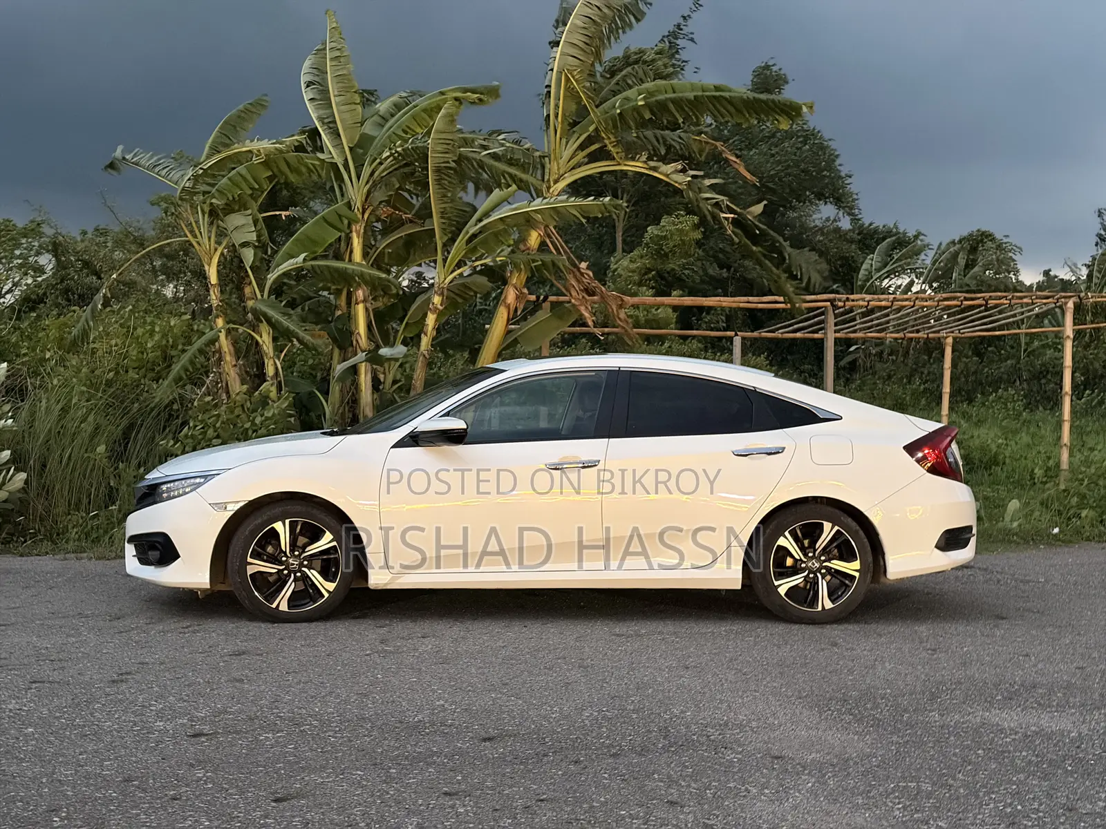 Honda Civic 2016 Pearl