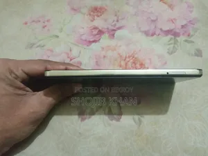 Tecno Camon 30 256 GB Gold