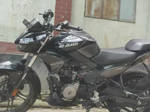 Hero Xtreme 125R 2025 Black