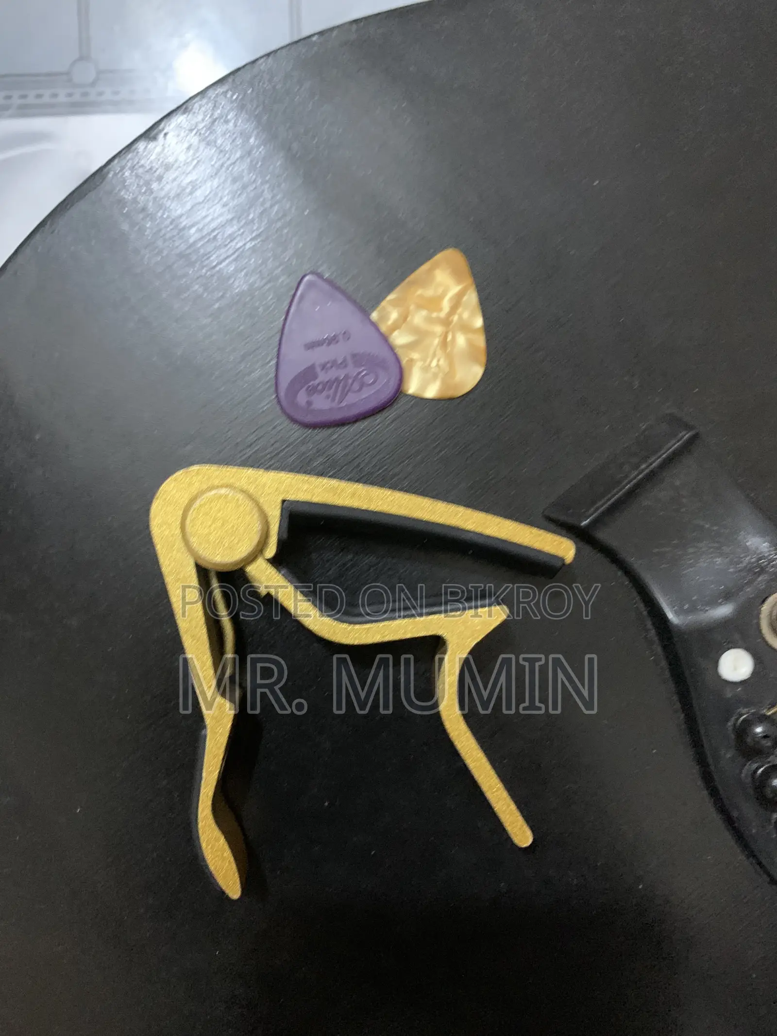 Acoustic Guitar
