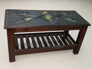 গরজন কাঠের টি টেবিল