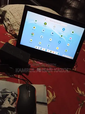 Laptop Lenovo 500e 8GB Intel Celeron SSHD (Hybrid) 60GB