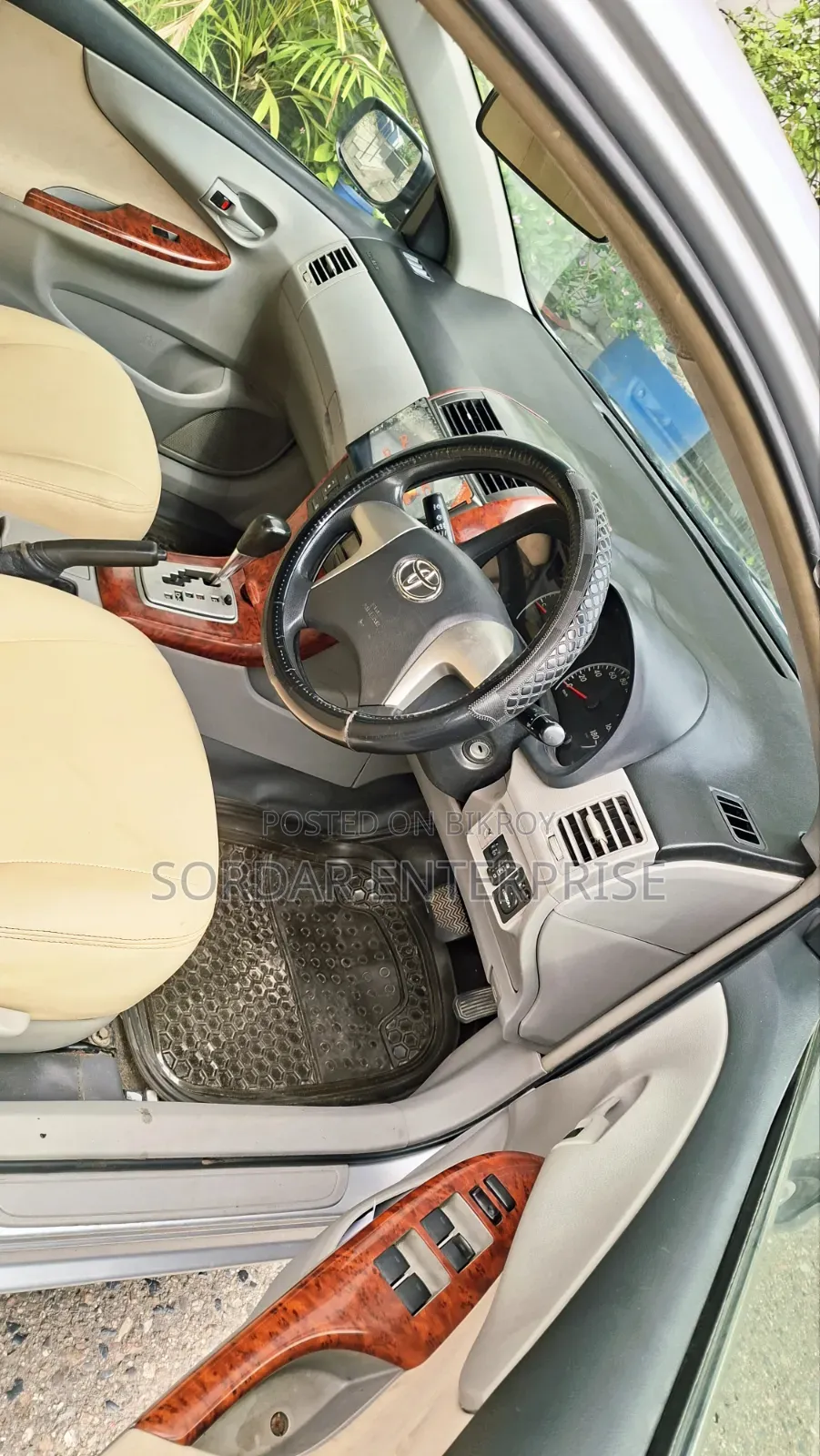 Toyota Axio 1.5 X HID 2WD 2010 Silver