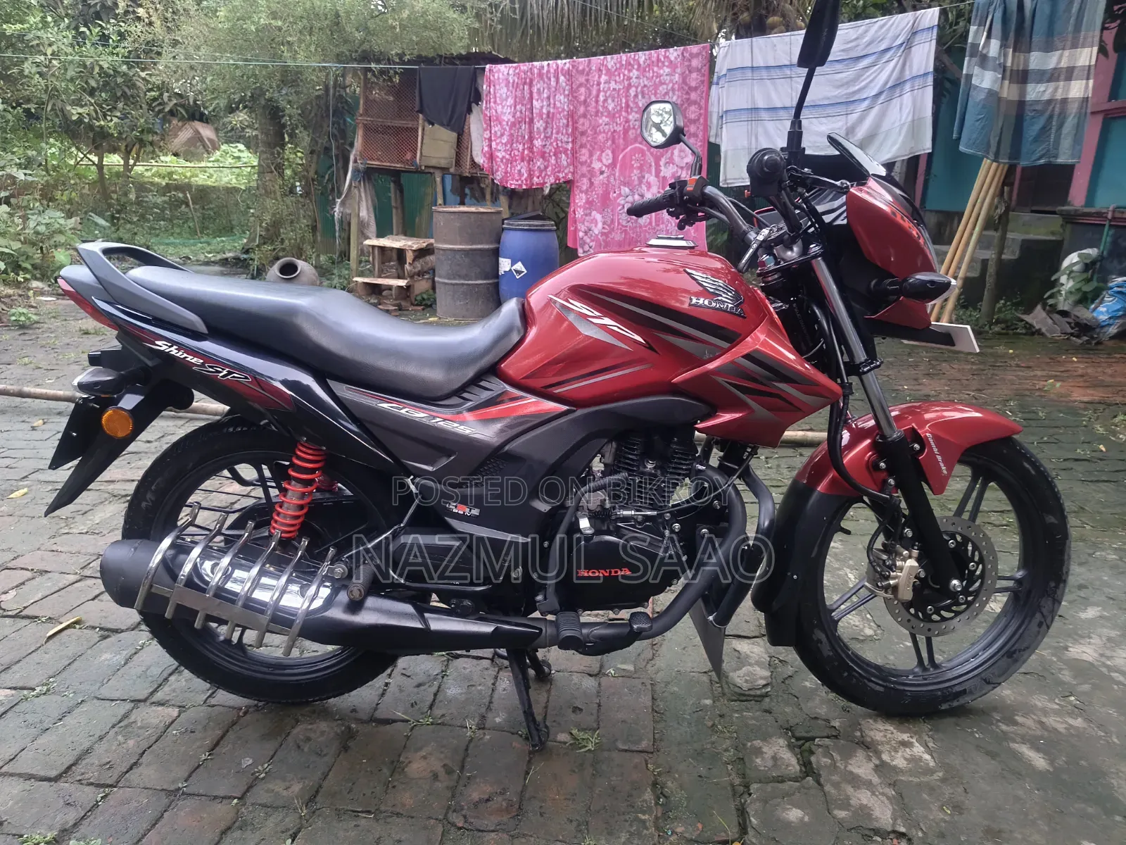 Honda CB 2022 Red