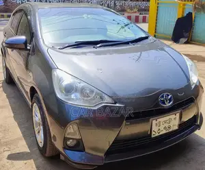 Toyota Aqua 2013 Gray