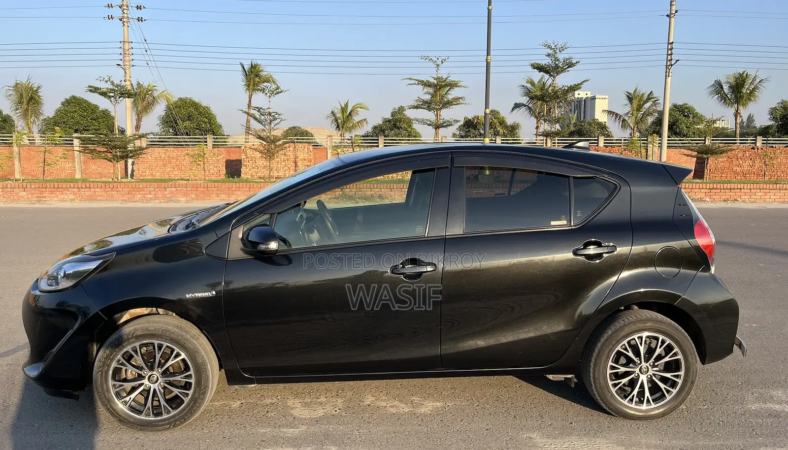 Toyota Aqua 2017 Black