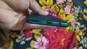 স্যামসাং গ্যালাক্সি এ৩০এস ৬৪ জিবি নীল