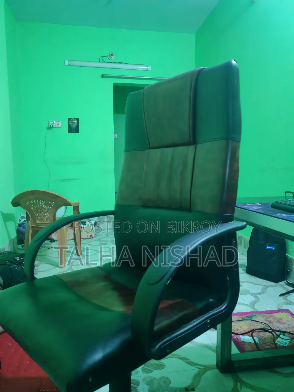 Boss Chair