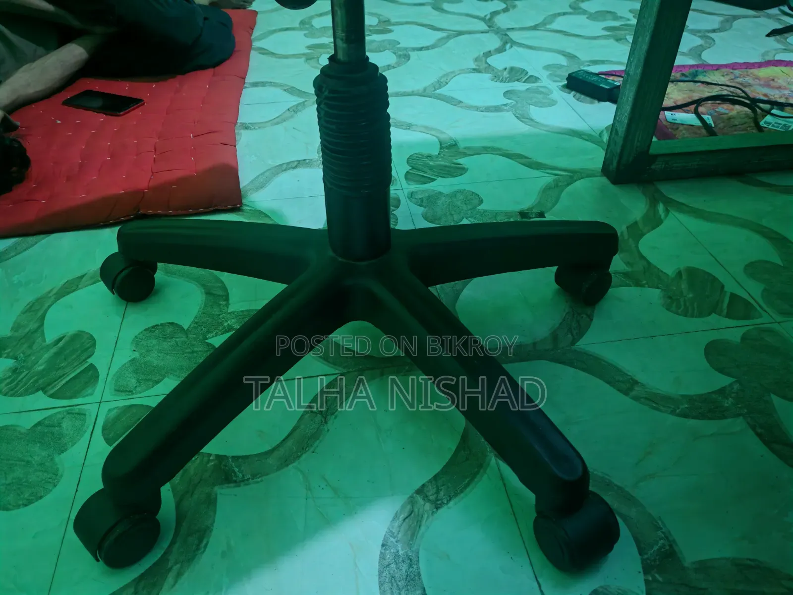 Boss Chair