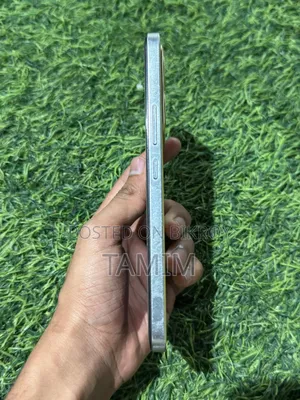 New Vivo V25e 128 GB Rose Gold