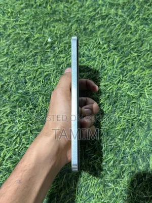 New Vivo V25e 128 GB Rose Gold
