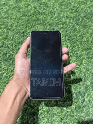 New Vivo V25e 128 GB Rose Gold