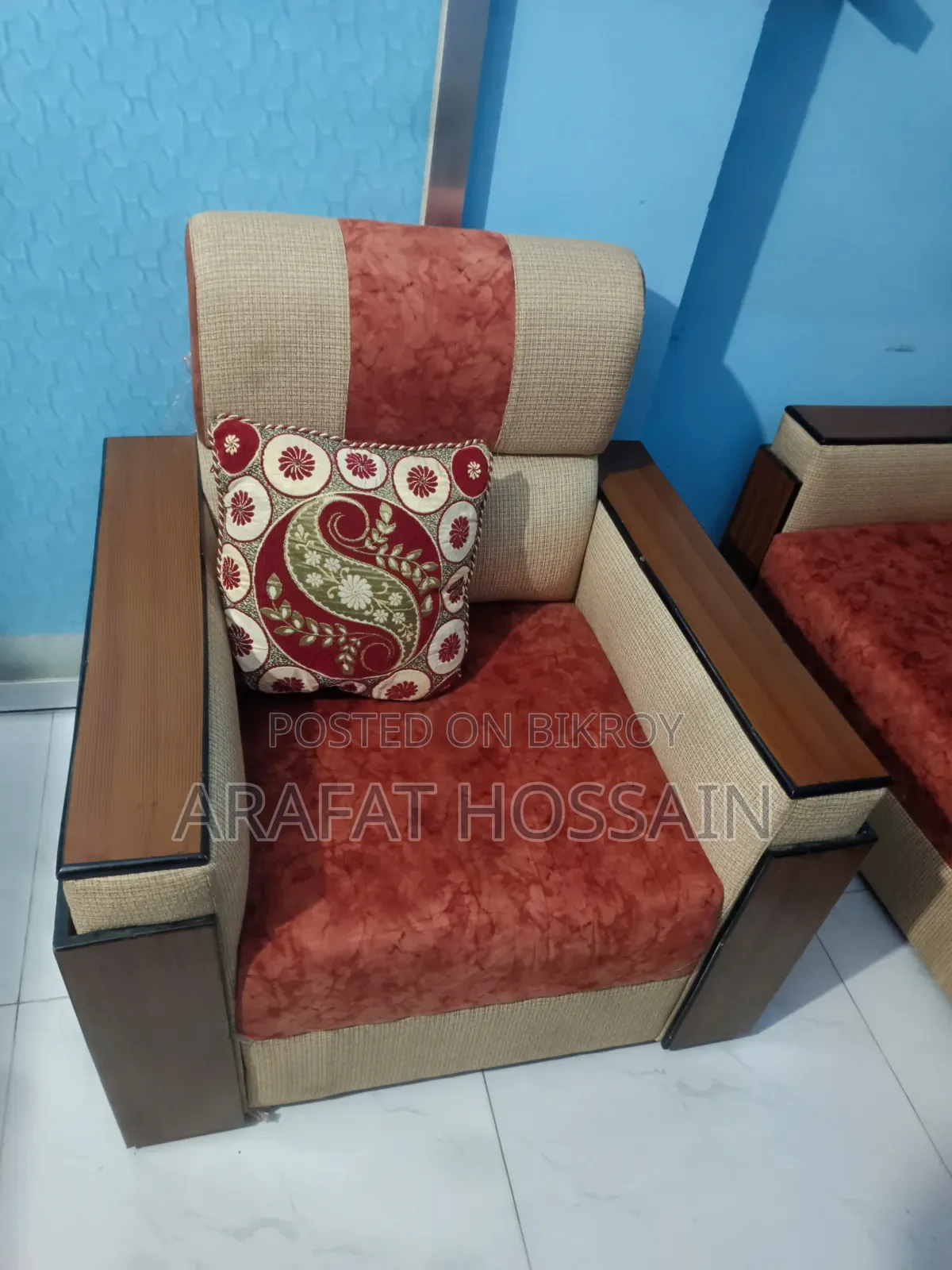 Sofa Set (2-Seater, 2 Single-Seaters)