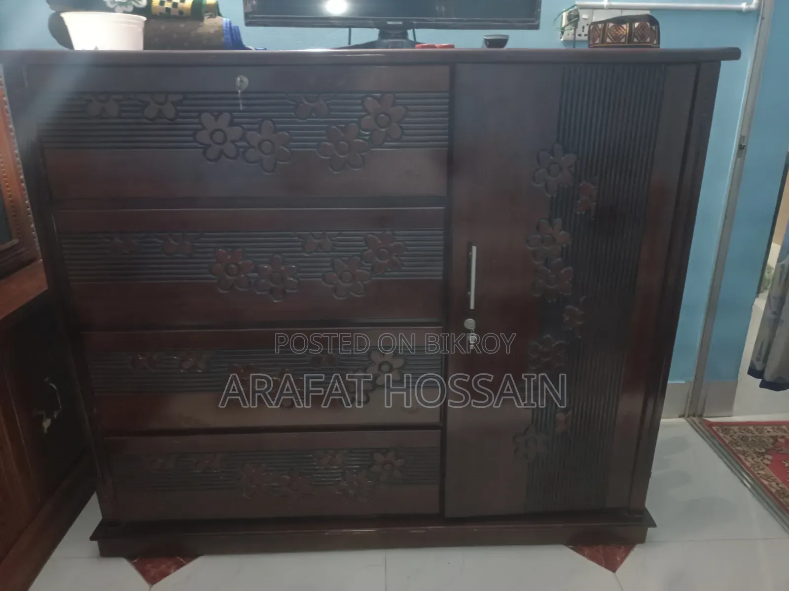 Sofa Set (2-Seater, 2 Single-Seaters)
