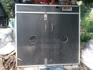 মুরগির ডিম ফোটানোর মেশিন (ইনকিউবেটর)