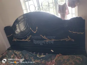 একটি খাট বিক্রি হবে