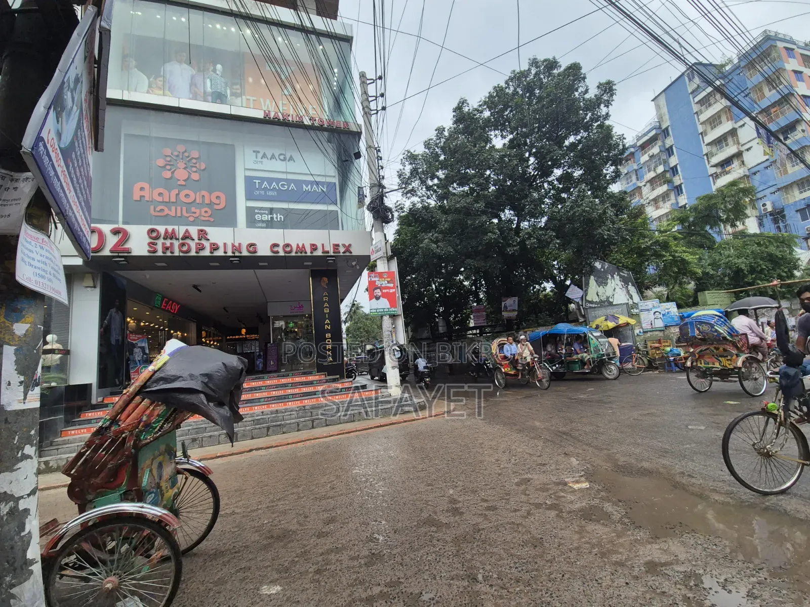 মোটরসাইকেল রাখার গ্যারেজ