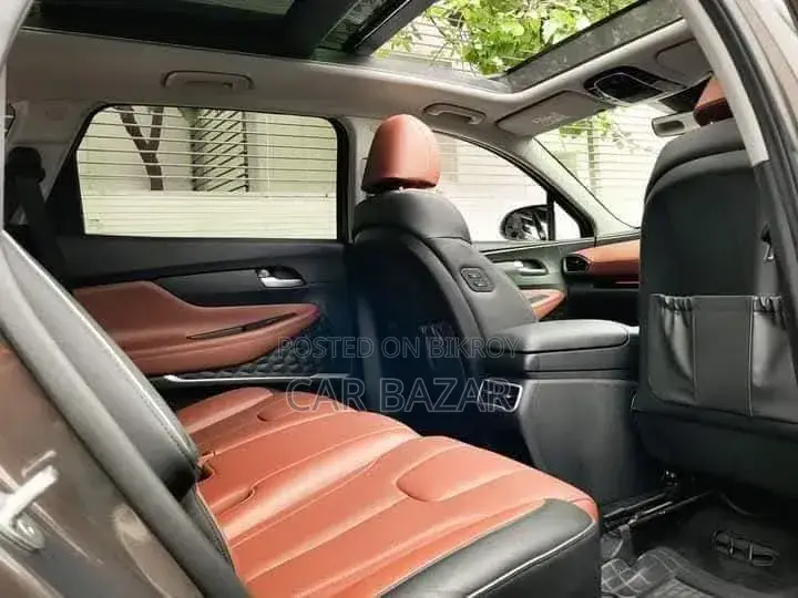 হুন্দাই সান্তা ফে ২০২২ গ্রে
