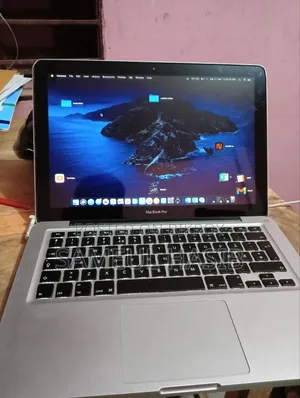 Laptop Apple MacBook 4GB Intel Core I5 HDD+SSD 512GB