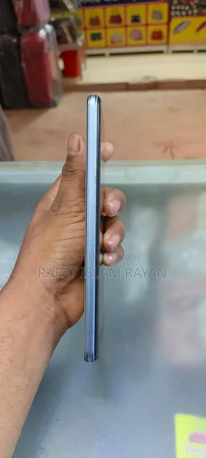 Vivo Y21 64 GB